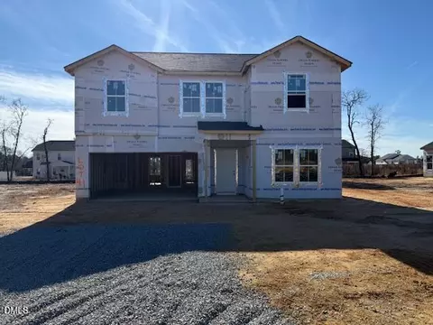 38 Colorado Ct, Spring Lake, NC 28390