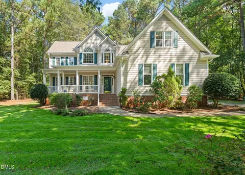 5309 Shoreline Ct, Holly Springs, NC 27540