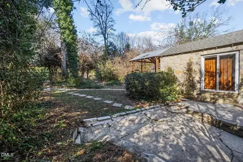 Exterior - 212 Brooks Ave, Raleigh, NC 27607 photo 3 of 6