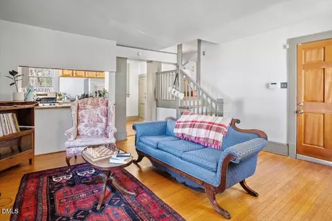 Living - 212 Brooks Ave, Raleigh, NC 27607 photo 2 of 4