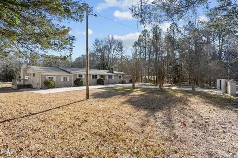 2903 Neville Rd, Chapel Hill, NC 27516