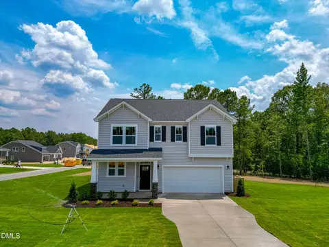 143 Eagle Rock Dr, Lillington, NC 27546