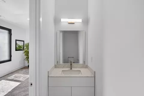 Bath - 1100 Nova St, Durham, NC 27713 photo 2 of 11