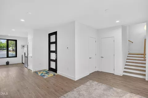 Entry Way - 1100 Nova St, Durham, NC 27713 photo 5 of 9
