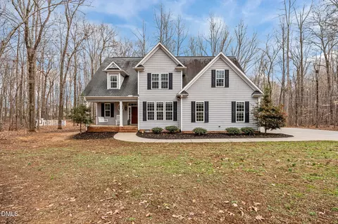 711 Kentcie Ln, Efland, NC 27243