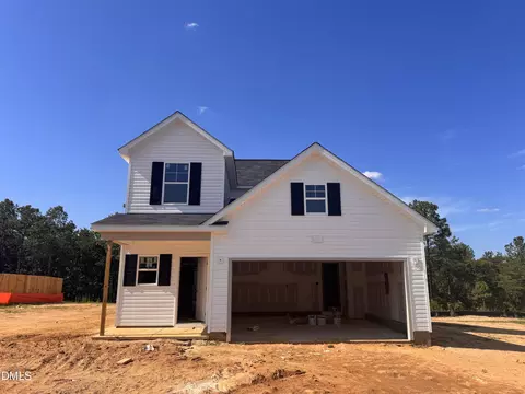 75 Colorado Ct, Spring Lake, NC 28390
