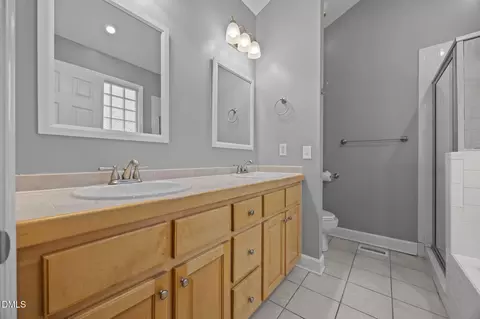 Bath - 3906 Old Stage Rd S, Erwin, NC 28339 photo 2 of 4