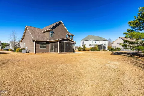 Exterior - 86 Sharpstone Ln, Clayton, NC 27527 photo 4 of 4