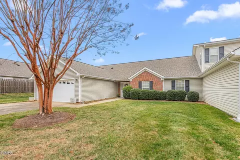 605 Huntingdon St, Elon, NC 27244