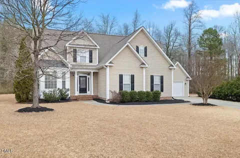 2000 Castana Ct, Willow Spring, NC 27592