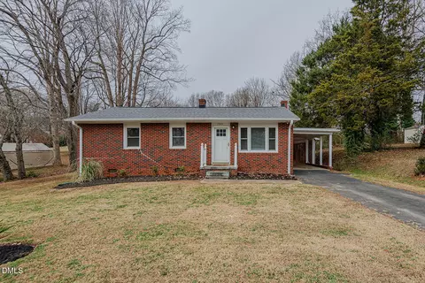 1945 Hilldale Dr, Burlington, NC 27215