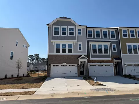 10025 Secluded Garden Dr #163, Apex, NC 27523
