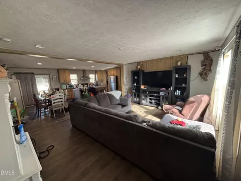 Living - 2201 Trent Cir, Deep Run, NC 28525 photo 2 of 6