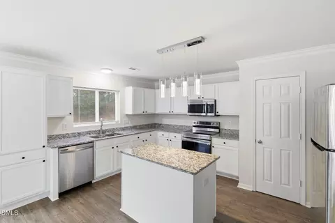 Kitchen - 608 Chalcedony Ct, Durham, NC 27703 photo 2 of 3