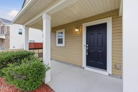 Exterior - 608 Chalcedony Ct, Durham, NC 27703 photo 2 of 4