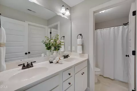 Bath - 92 Dandy Flush Ct, Garner, NC 27529 photo 4 of 4