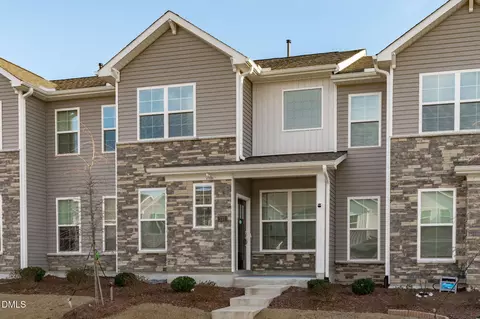 737 Andrade Dr, Fuquay Varina, NC 27526