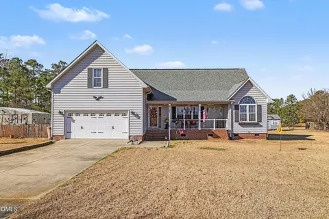9187 Ramsey St, Linden, NC 28356