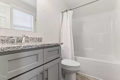 Bath - 27 Duchess Ct, Angier, NC 27501 photo 3 of 3