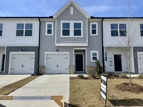 1526 Mirth Ct, Rolesville, NC 27571