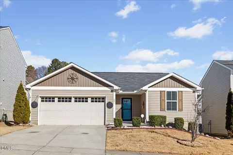 251 Fieldspar Ln, Clayton, NC 27520