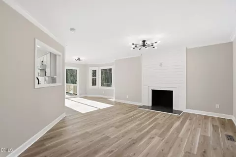 2600 New Oxford Dr, Apex, NC 27539