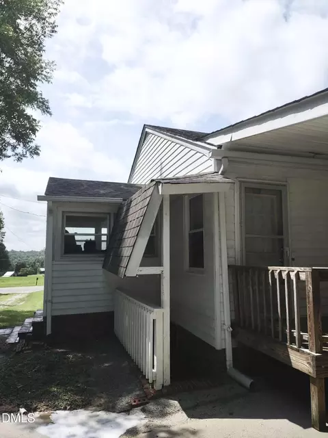 Exterior - 1151 Morton-pulliam Rd, Roxboro, NC 27574 photo 1 of 4