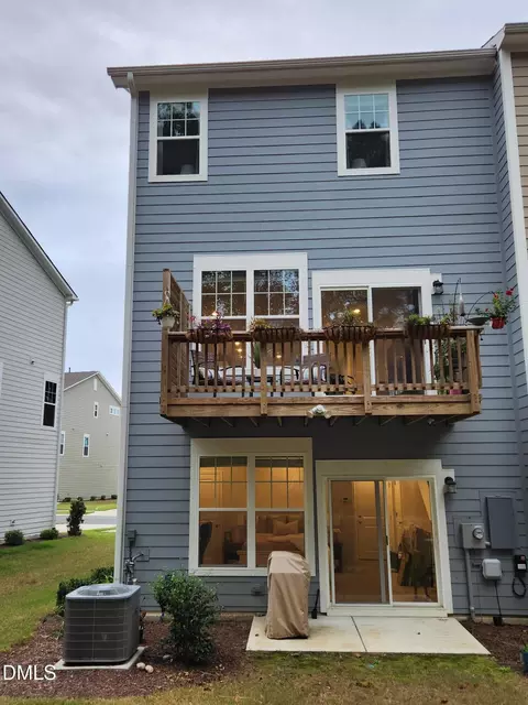 2860 Hunter Woods Dr, Apex, NC 27502