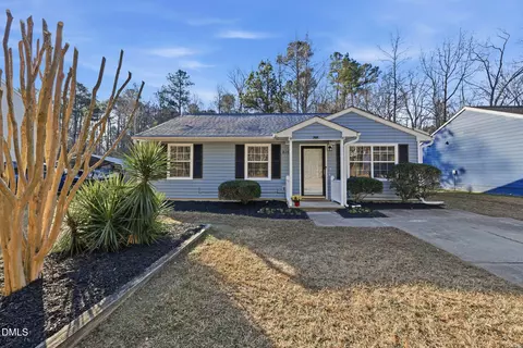 814 Shari Ct, Durham, NC 27704