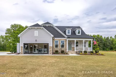 10 Conservatory Dr, Lillington, NC 27546