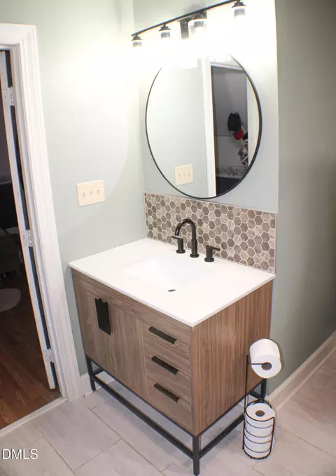 Bath - 301 S 7th St, Erwin, NC 28339 photo 11 of 12