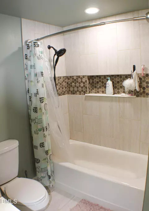 Bath - 301 S 7th St, Erwin, NC 28339 photo 12 of 12