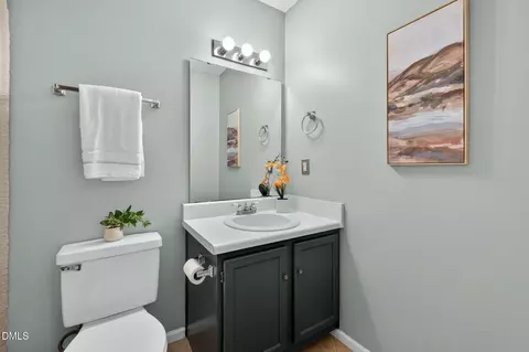 Bath - 11 Hemlock Ct, Angier, NC 27501 photo 3 of 4