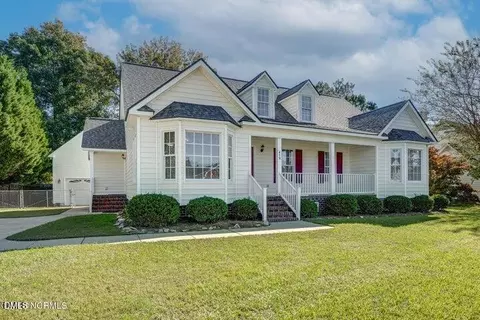 416 Woodfield Dr, Nashville, NC 27856