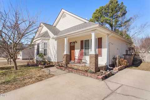 Exterior - 657 Flaherty Ave, Wake Forest, NC 27587 photo 2 of 8
