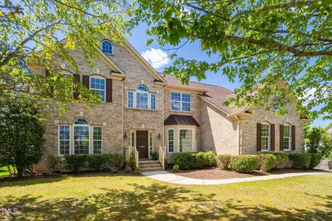 1602 Eagle Lodge Ln, Durham, NC 27703