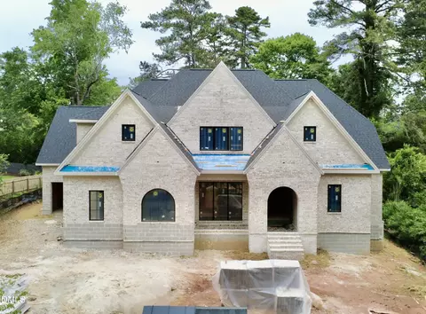 3422 Redbud Ln, Raleigh, NC 27607