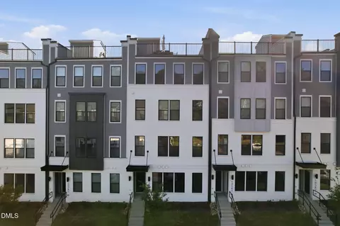 10563 Pleasant Branch Dr UNIT 101, Raleigh, NC 27614