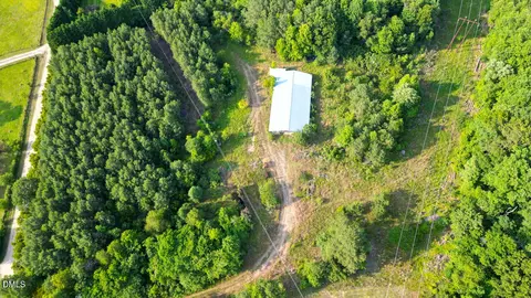 6829 Sleeping Meadow Ln, Holly Springs, NC 27540