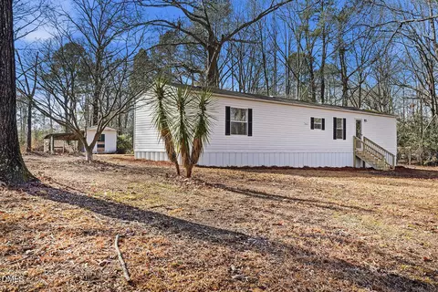 8421 Settlers Hill Rd, Willow Spring, NC 27592