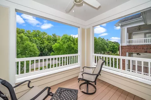 734 Portstewart Dr, Cary, NC 27519