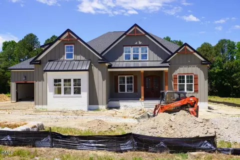 2433 Rosslare Mews Ln, Wendell, NC 27591