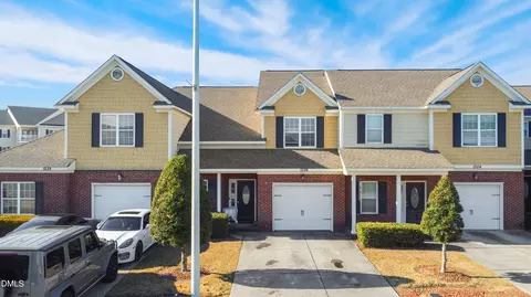1226 Braybrooke Pl, Fayetteville, NC 28314