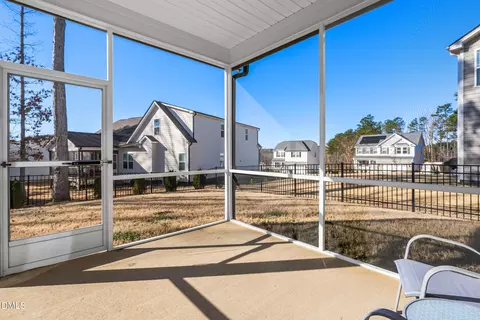 Exterior - 403 Airedale Trl, Garner, NC 27529 photo 4 of 8