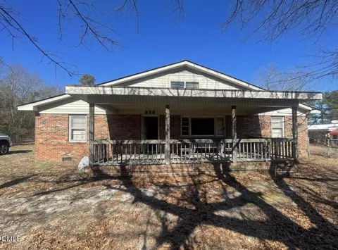 938 Old Grantham Rd, Goldsboro, NC 27530