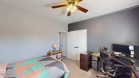 Bedroom - 111 Fox Run Ct, Benson, NC 27504 photo 9 of 10