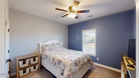 Bedroom - 111 Fox Run Ct, Benson, NC 27504 photo 5 of 10