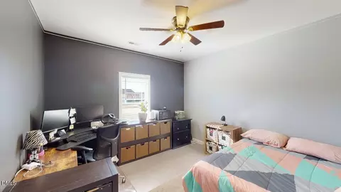 Bedroom - 111 Fox Run Ct, Benson, NC 27504 photo 8 of 10