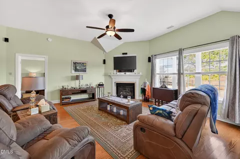 41 Windsor Ct, Hampstead, NC 28443 photo 4
