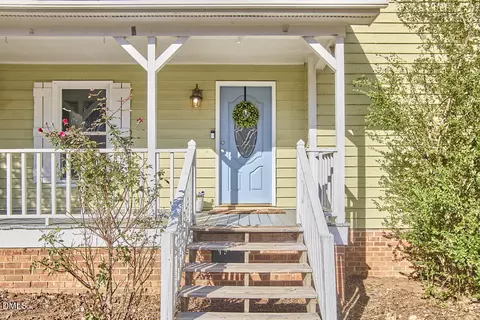 Exterior - 1918 Peppertree St, Durham, NC 27705 photo 5 of 10